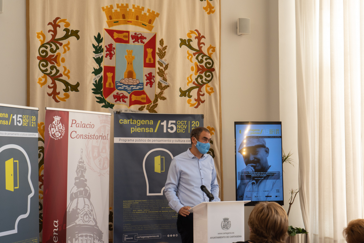 foto: Presentan el nuevo programa de actividades trimestral de Cartagena Piensa