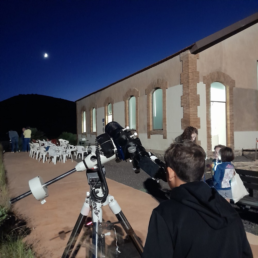 foto: Cazando planetas, satélites y estrellas